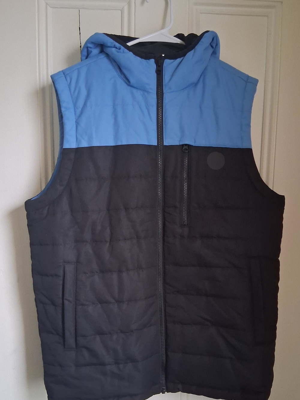 Mens Converse Black & Light Blue Hooded Puffer Vest